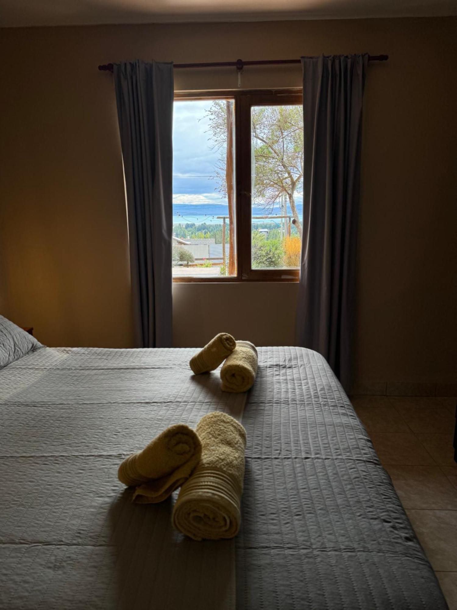 Hostel I Keu Ken El Calafate Esterno foto